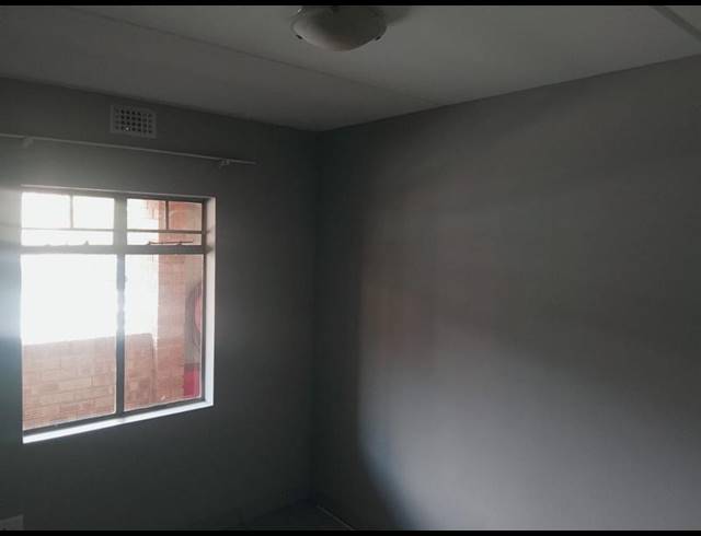 2 BEDROOM PROPERTY TO RENT IN HEUWELOORD